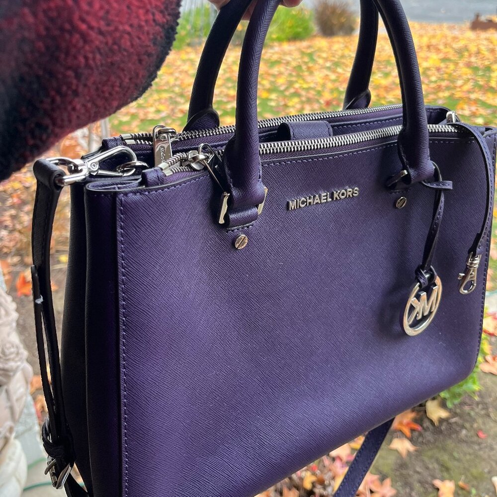 NWOT Michael Kors Top Handle Satchel/Crossbody in Purple - BEAUTIFUL BAG!!